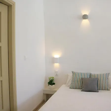 Stoa Cave Apartment